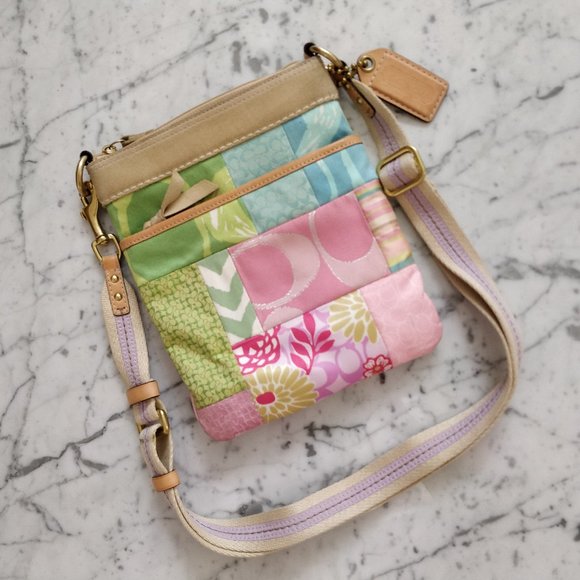 💖RARE💖 COACH Quilted Patchwork Crossbody - Picture 1 of 7